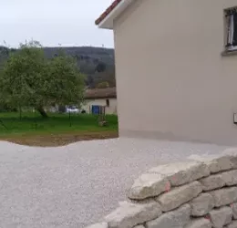 Enrochement à Viriat : Triboulet Donne Vie à Votre Automne